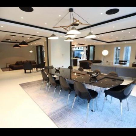 Luxurious Manchester City Centre 2 Bed Apartment ภายนอก รูปภาพ
