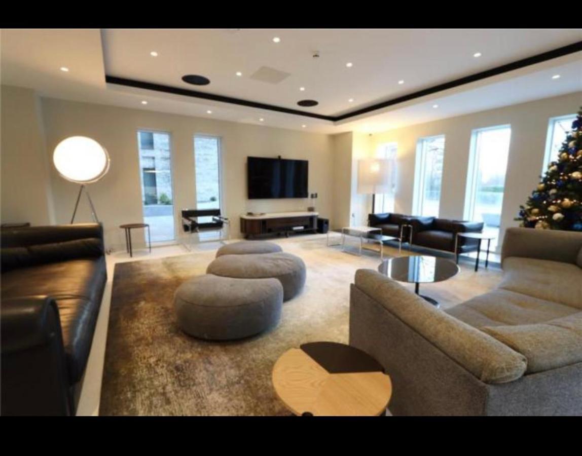 Luxurious Manchester City Centre 2 Bed Apartment ภายนอก รูปภาพ