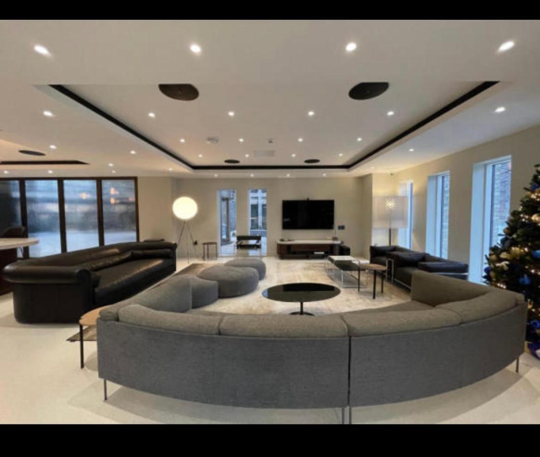 Luxurious Manchester City Centre 2 Bed Apartment ภายนอก รูปภาพ